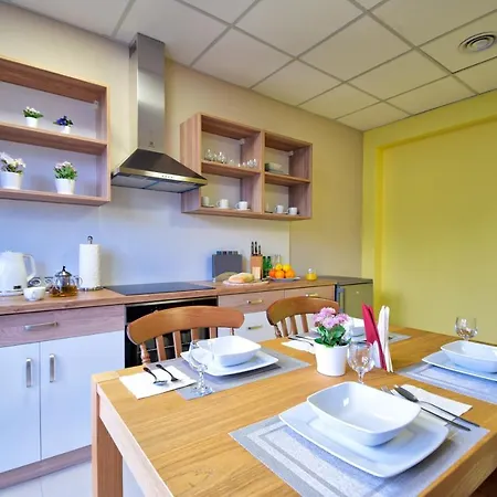 Globus - Bezkontaktowa Obsluga Bed & Breakfast *