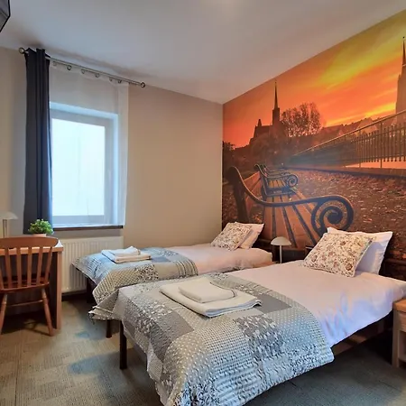Globus - Bezkontaktowa Obsluga Bed & Breakfast *